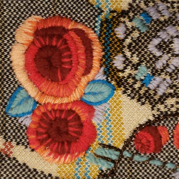 Free People Oversized Embroidered Desert Rose Knit Sweater Small - Picture 4 of 5